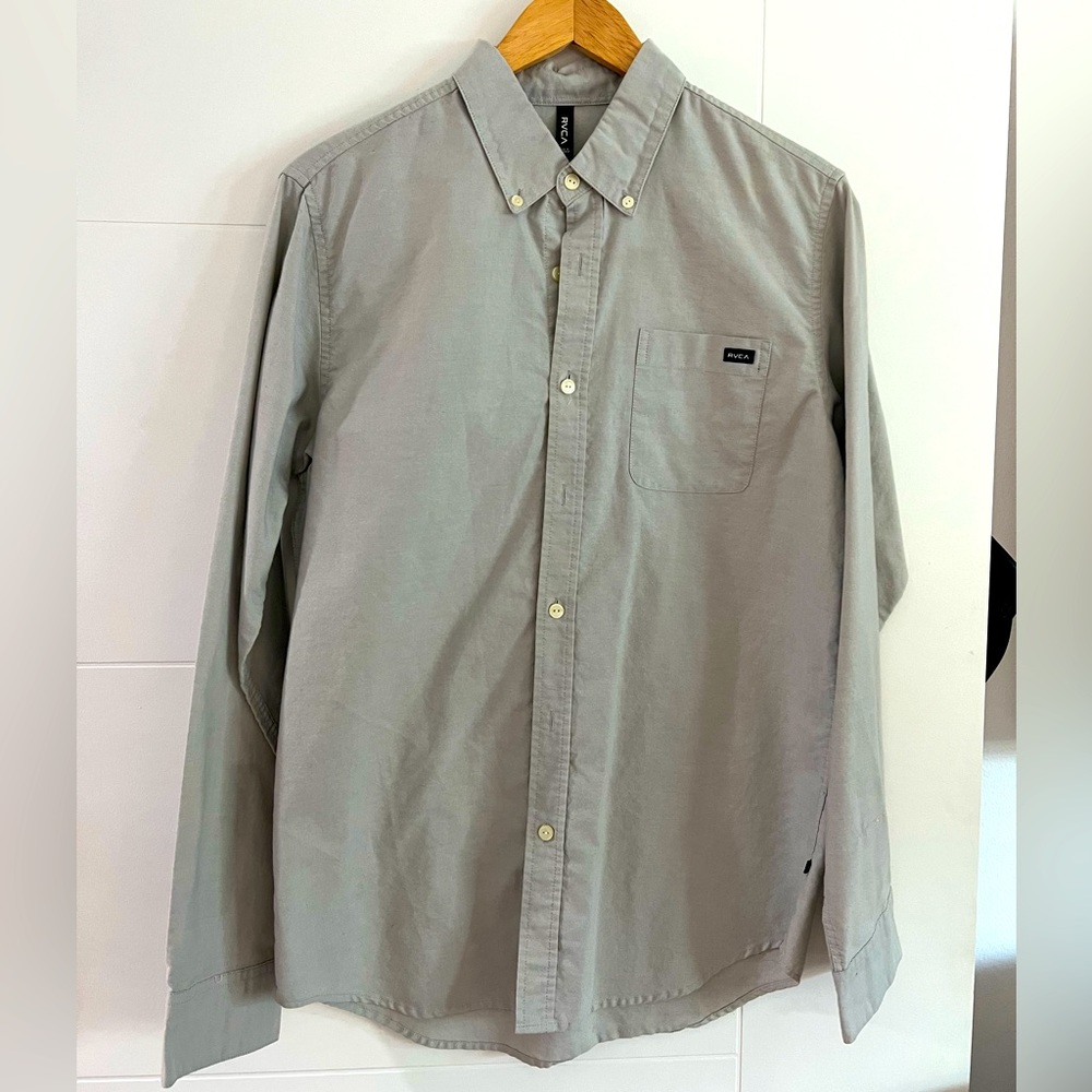 RVCA Gray button down casual / dress shirt - Medium
